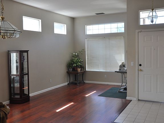 5th image of 8625 Underhill Dr