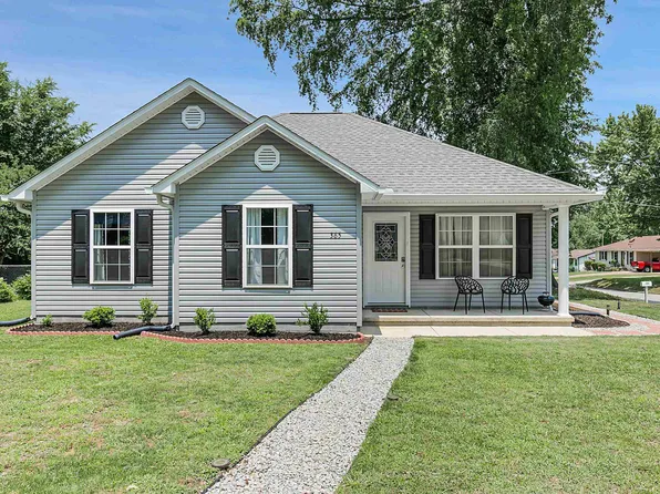 365 4th St, Henderson, TN 38340