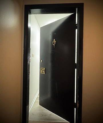 2nd image of 9720 S Pulaski Rd APT 306