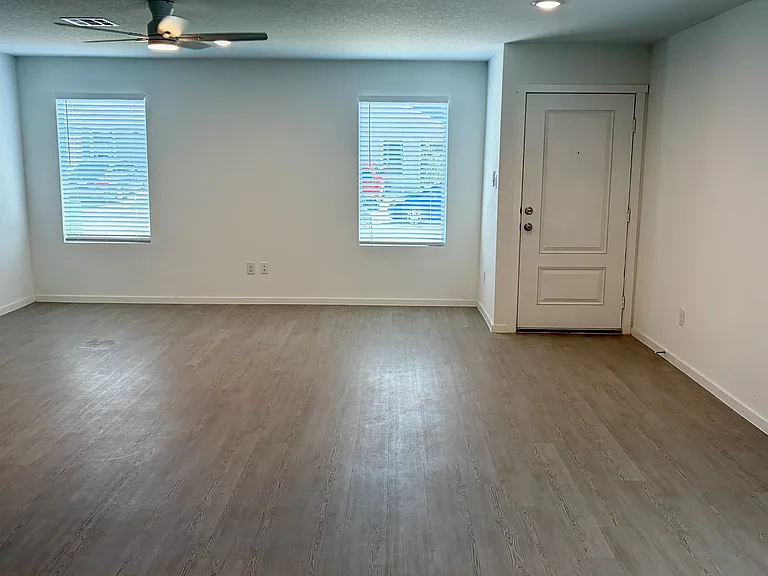 6711 Chert Chase — Photo 8