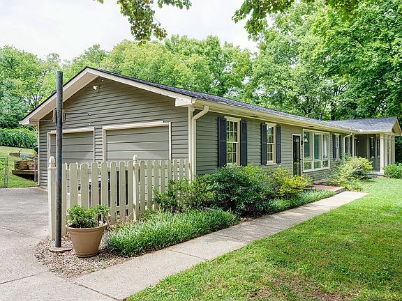 3rd image of 5709 Cloverland Dr