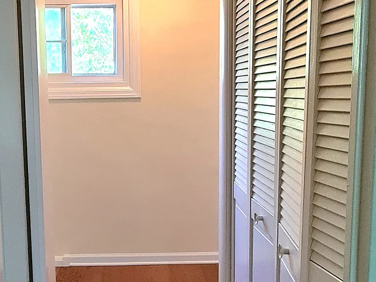 1622 Ripon Pl — Photo 8