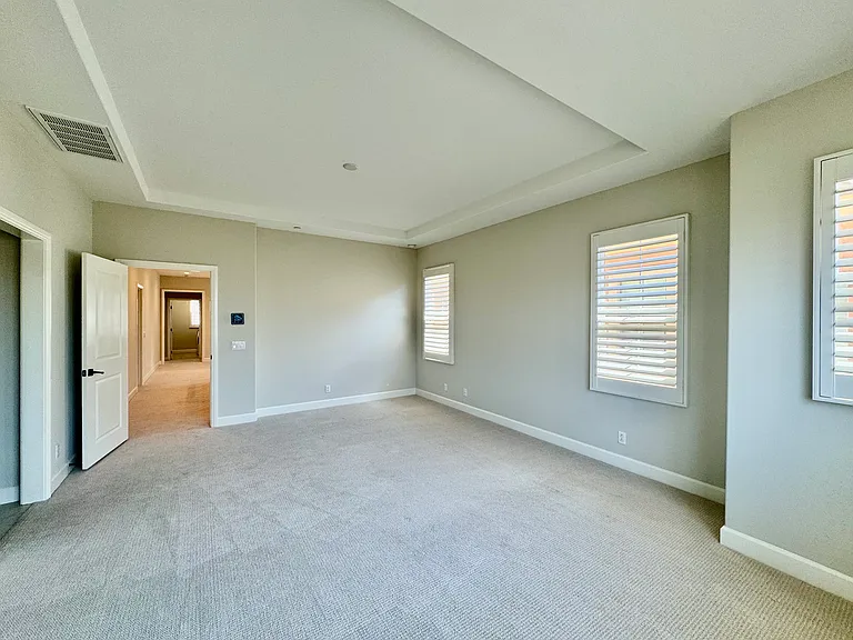 107 Omar — Photo 14