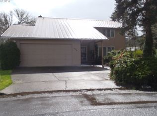 3875 Kevington Ave, Eugene, OR 97405
