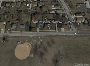 6612 W 93rd St, Oak Lawn, IL 60453