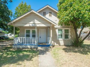 1102 S Avenue B, Denton, TX 76201