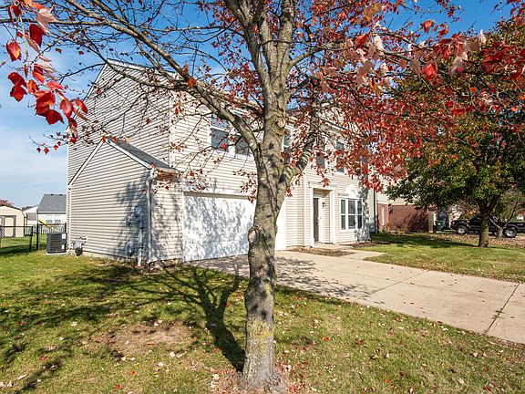 2nd image of 1298 Rosemary Ct