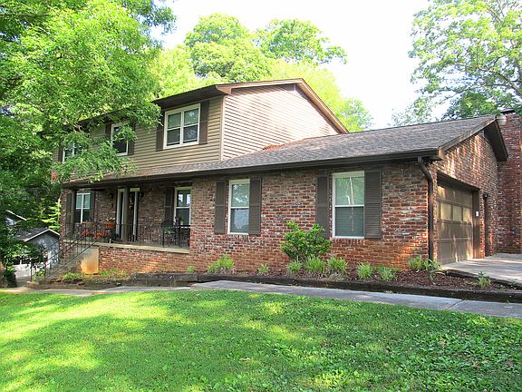 2nd image of 1925 Northwood Dr