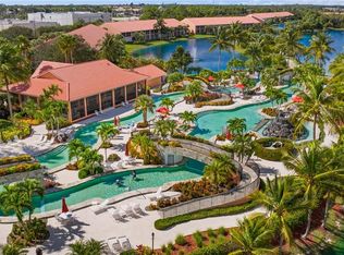 6730 Beach Resort Dr #10, Naples, FL 34114