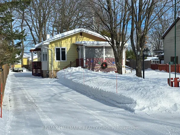 266 Baldwin St, Ottawa, ON K0A 3M0