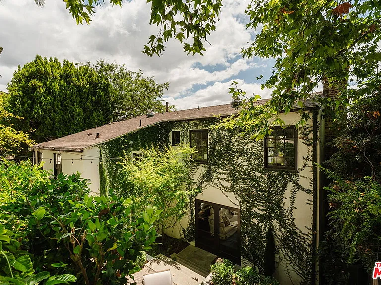 2151 Kenilworth Ave — Photo 37