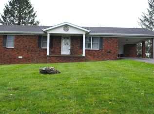 95 Halls Gap Estates Rd, Stanford, KY 40484