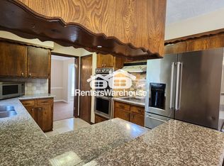 11710 N Petersham Dr, Houston, TX 77031