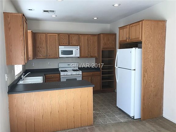 2nd image of 10154 Deep Glen St #0