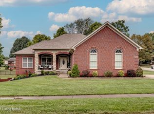 9616 Southern Breeze Ln, Jeffersontown, KY 40299