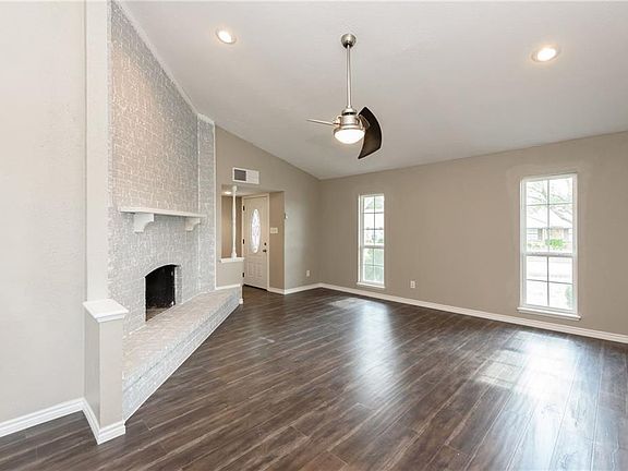 3rd image of 4326 Karnes Dr
