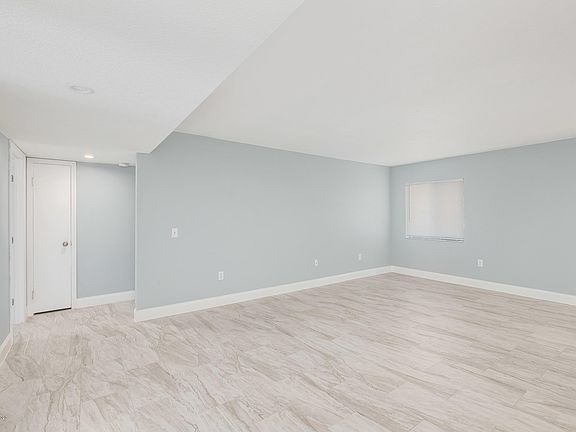 4th image of 167 San Juan Cir #167