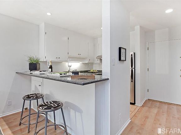 2nd image of 1817 California St APT 210