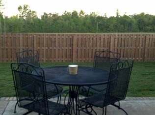 53 Windwood Dr, Fayetteville, TN 37334