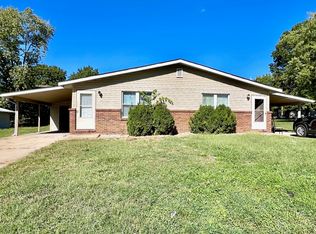 5 Friendship Dr, Belleville, IL