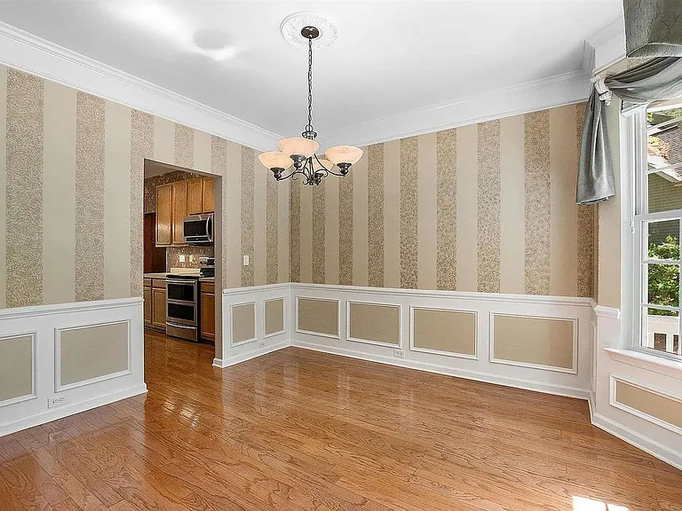 7 Back Bay Ct — Photo 5