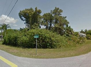 9045 Castlehill Ave, Englewood, FL 34224