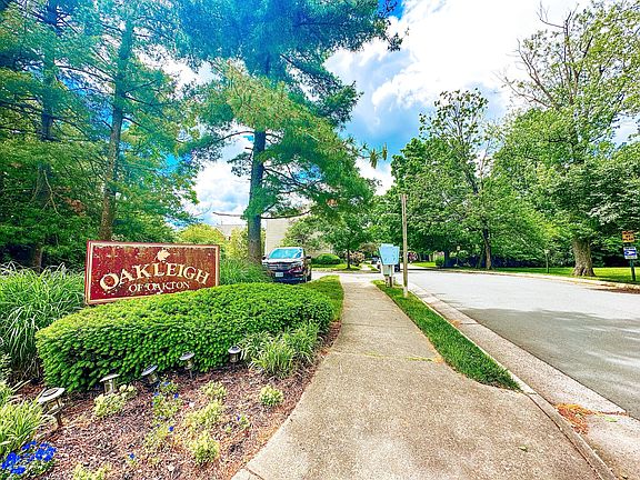 2nd image of 2978 Oakleigh Ln