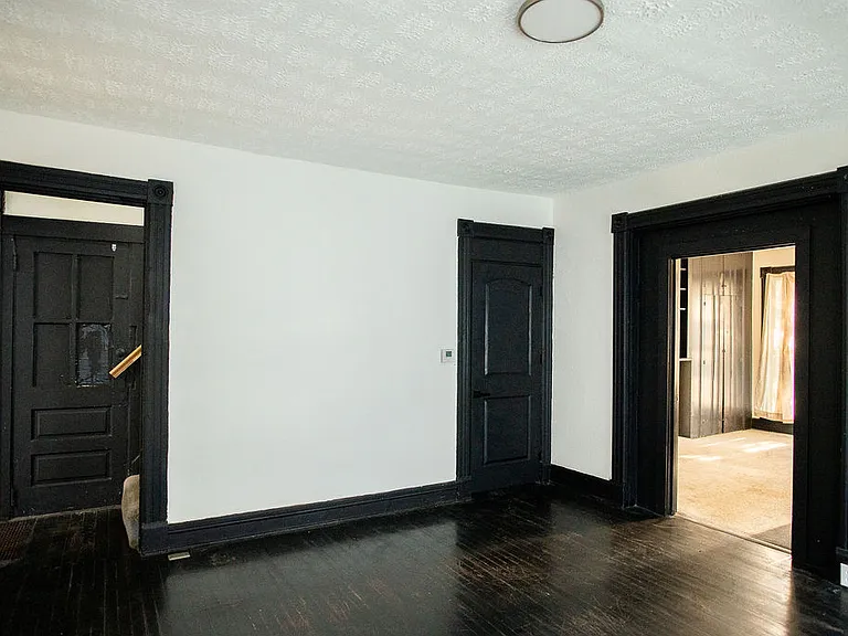 415 Brightwood Ave — Photo 8