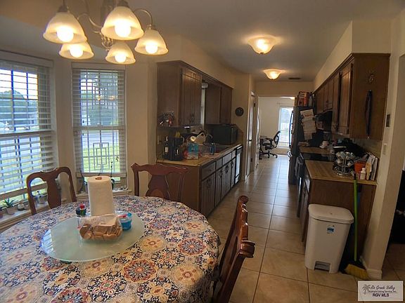 5th image of 1701 Apple Ct
