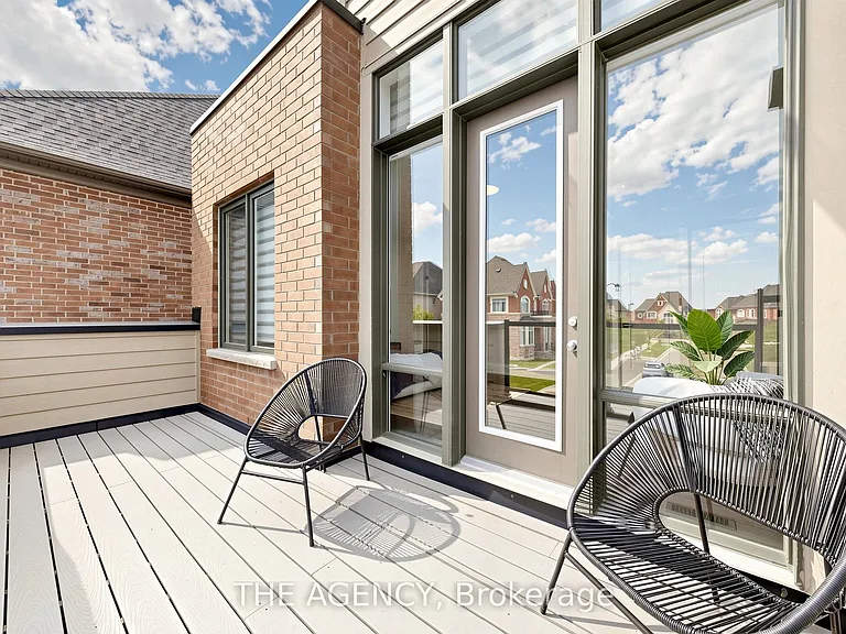 32 Conger St — Photo 38