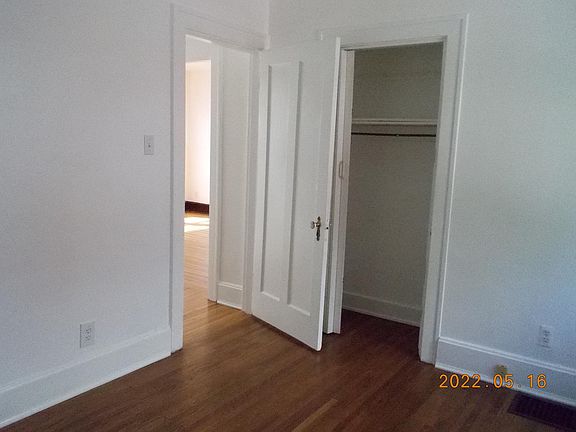 3rd image of 141 Detzel Pl Unit 1