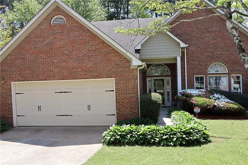 2nd image of 7049 N Shore Dr