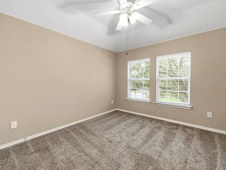 11822 Green Willow Falls Dr — Photo 14