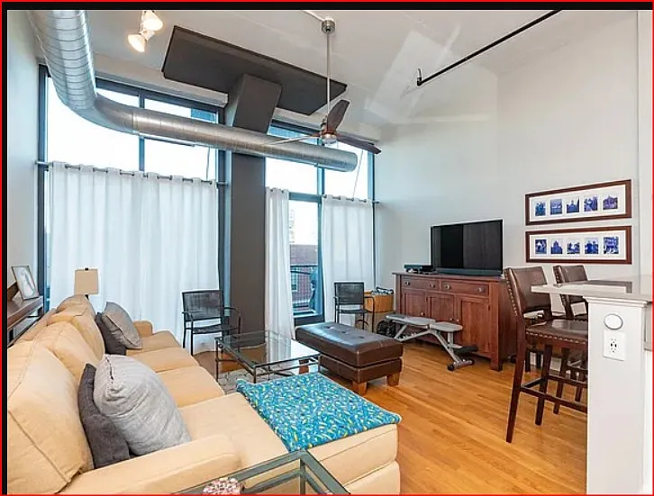 1224 W Van Buren St — Photo 5