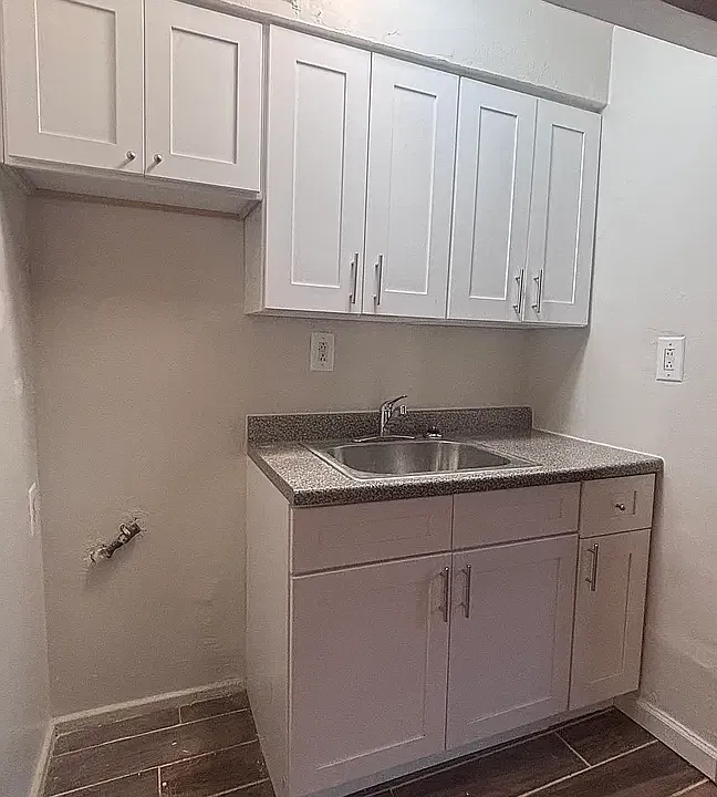 61-88 Dry Harbor Rd #3-C