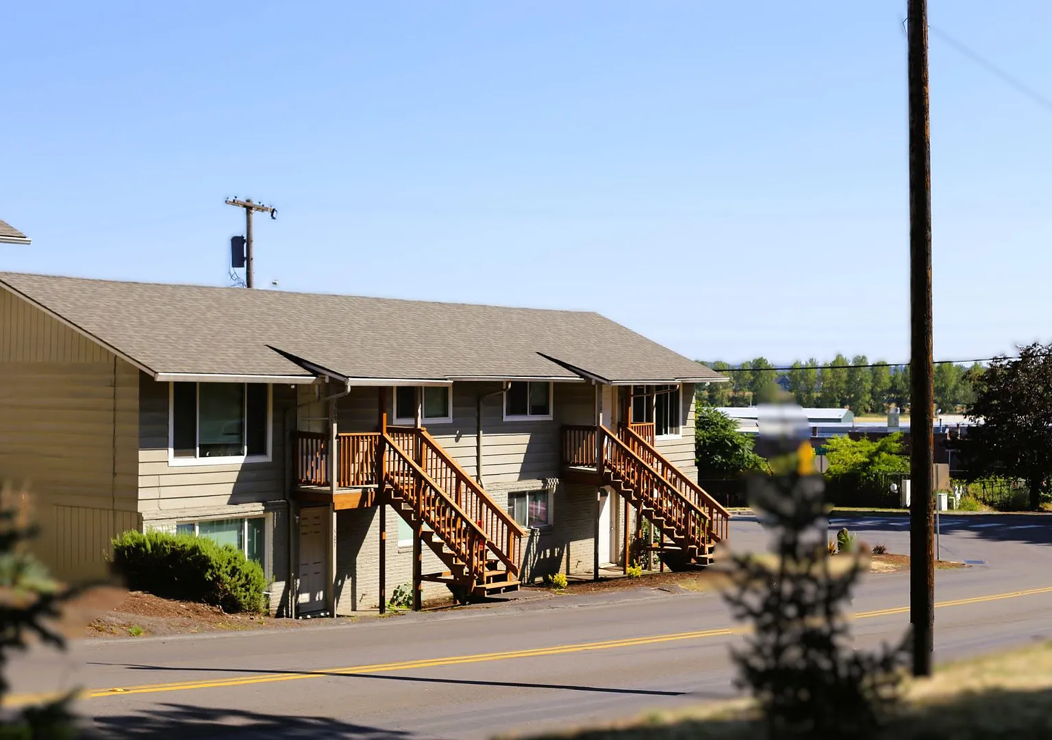 Centrally Located Fort Vancouver Location — Photo 1