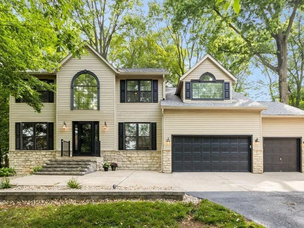 10382 Wright Rd NW, Canal Winchester, OH 43110