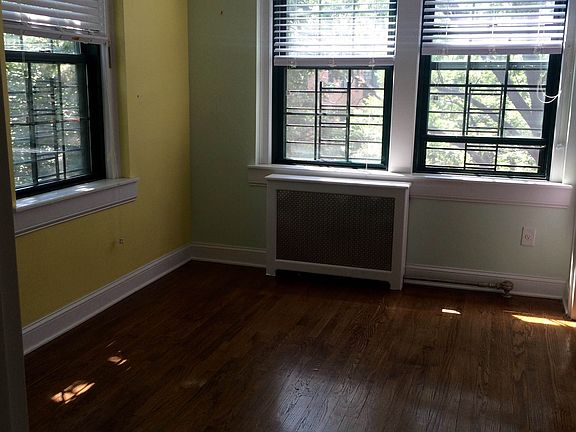 2nd image of 5101 39th Ave #L65