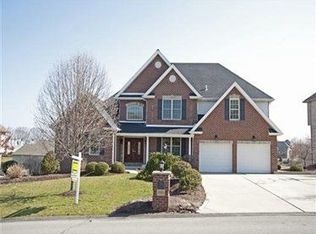 1005 Breezewood Dr, Canonsburg, PA