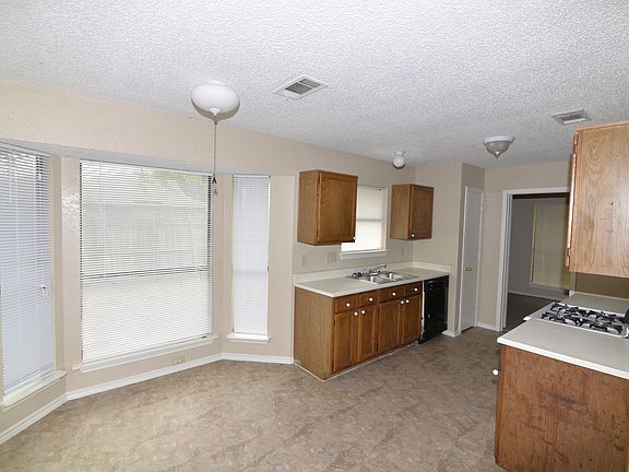 5th image of 7517 Seascape Dr