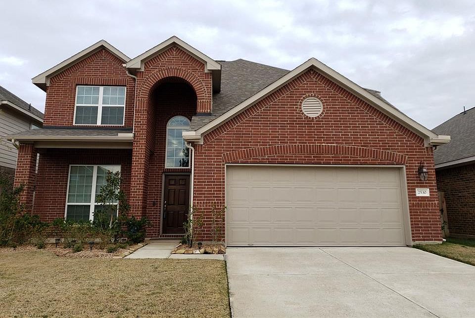 1st image of 2530 Pines Pointe Dr