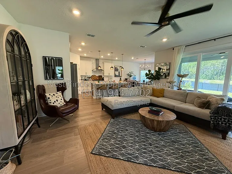 1127 Brook Forest Dr — Photo 4