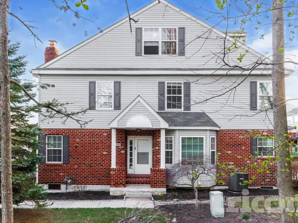 2201 Grant Ct, Norristown, PA 19403