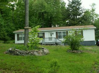 26 Salem Heights Est, Lake Ariel, PA 18436