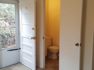 1823 Walker Ave APT E, Greensboro, NC 27403