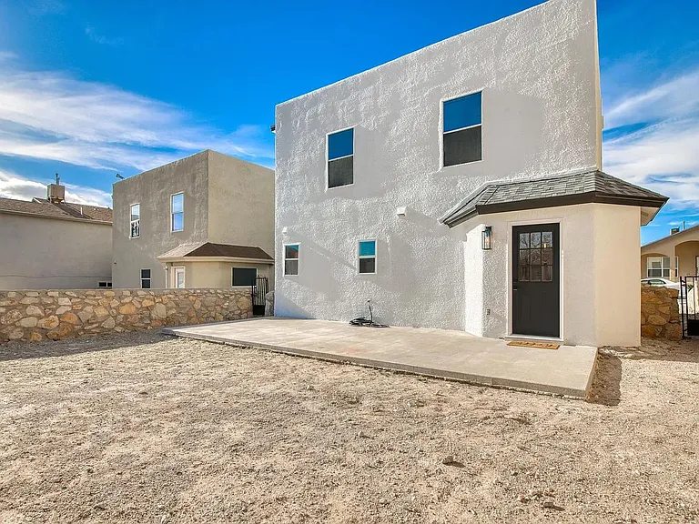 5249 Jose Cardenas Ln — Photo 18