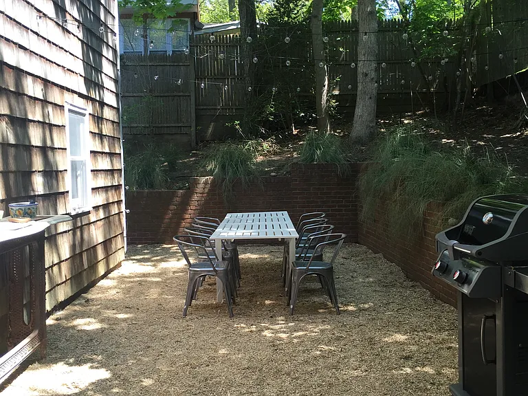 78 Richardson Ave — Photo 9