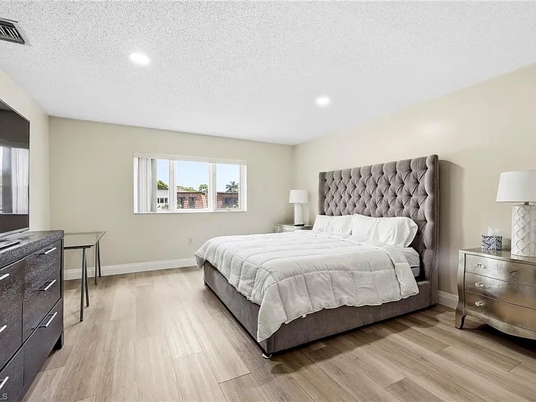 428 Meadowlark Ln #B — Photo 13