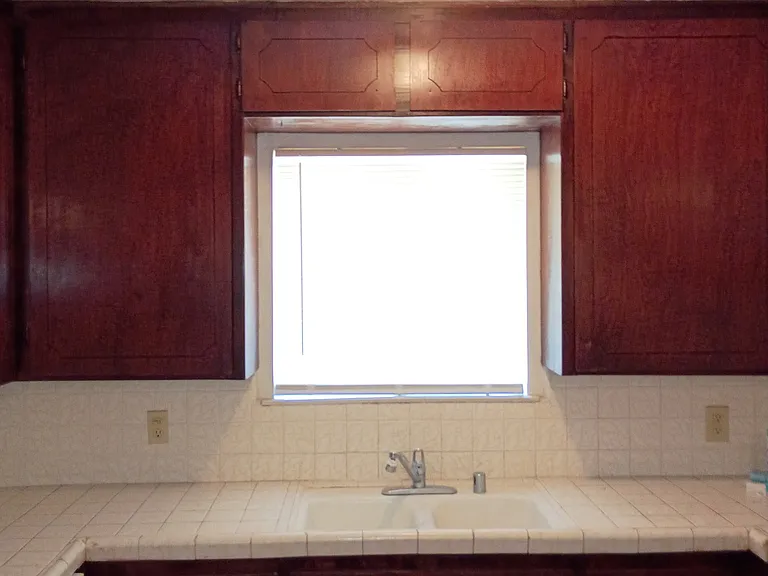 402 S Dearing Ave #103 — Photo 1