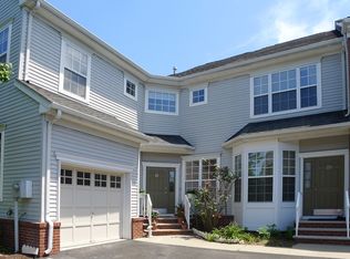 21 Gordon Cir, Parsippany, NJ